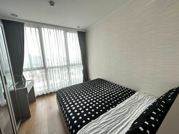 bedroom of Supalai Oriental Sukhumvit 39