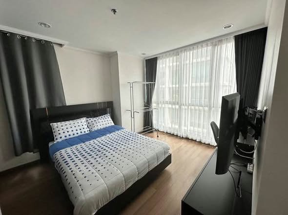 bedroom of Supalai Oriental Sukhumvit 39