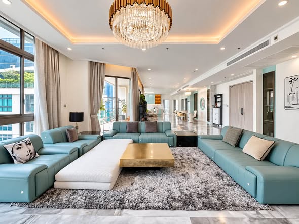 living room and bedroom of Supalai Oriental Sukhumvit 39