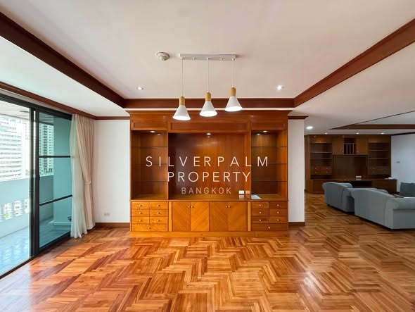 room interior of Supalai Premier Place Asok