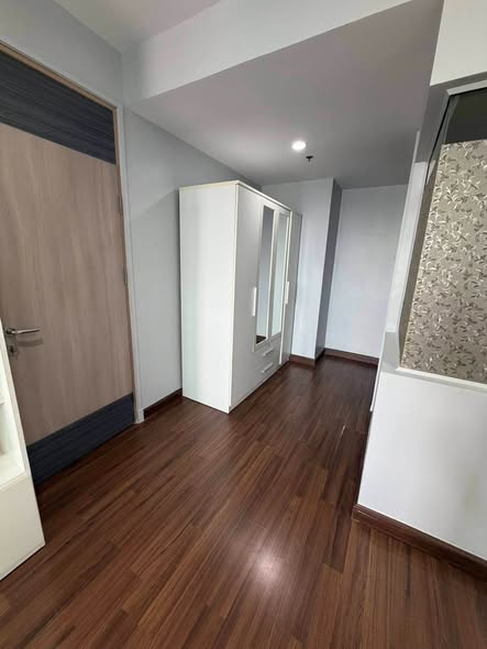 room interior of Supalai Premier Ratchathewi