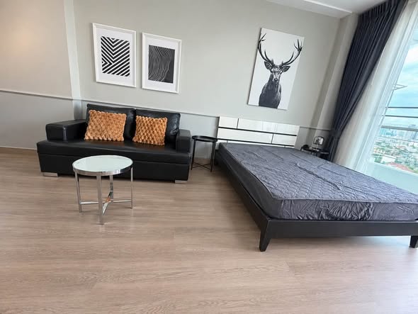 bedroom of Supalai River Place