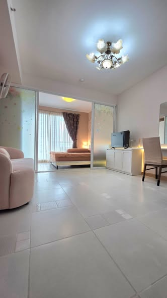 bedroom of Supalai River Place