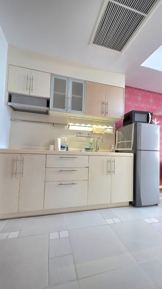 kitchen of Supalai River Place