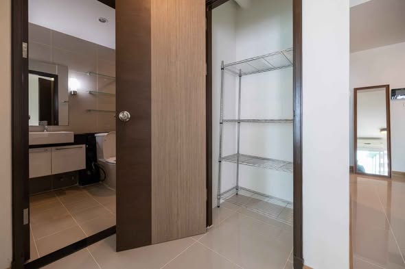 room interior and bathroom of Supalai River Resort