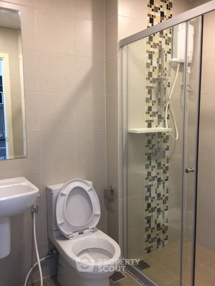 bathroom of Supalai Veranda Phasi Charoen Station