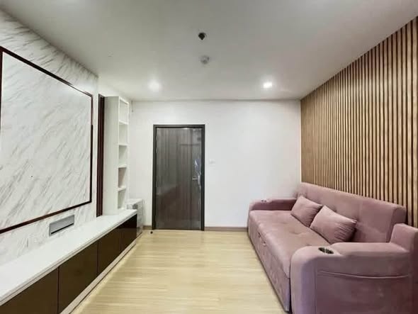 living room and room interior of Supalai Veranda Phasi Charoen Station