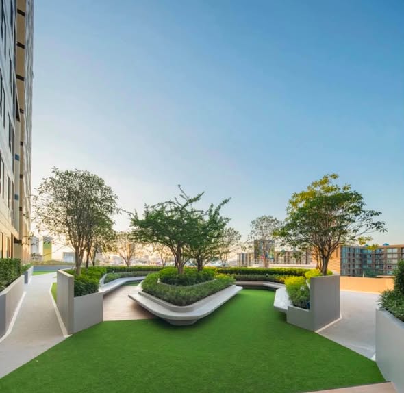 Supapong Place