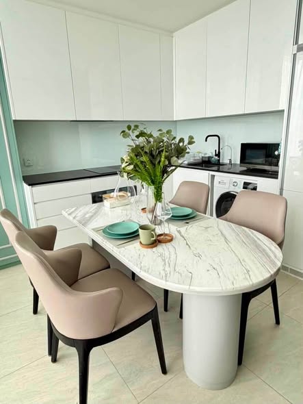 room interior of Tait Sathorn 12