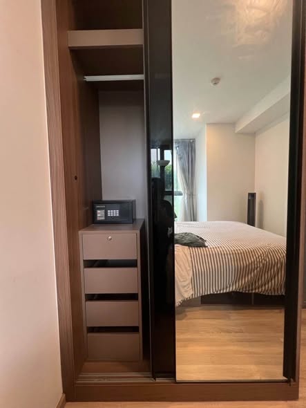 bedroom and room interior of TAKA HAUS ทากะ เฮาส์