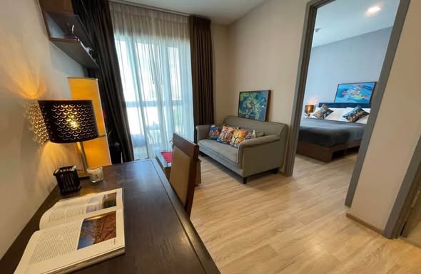 living room and bedroom of TAKA HAUS ทากะ เฮาส์