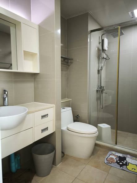 bathroom of TC-Green Condominium