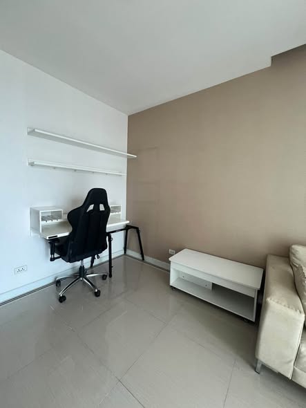 bedroom of TC-Green Condominium