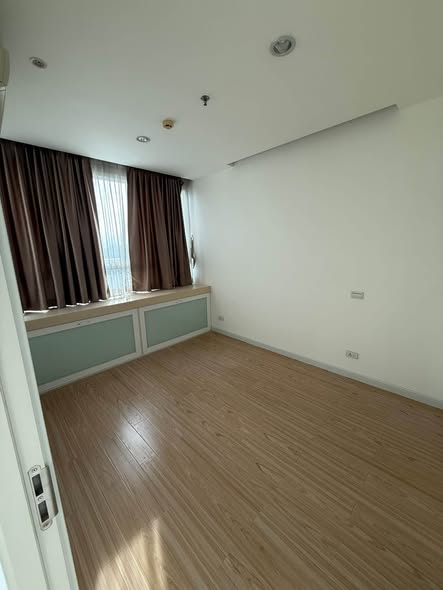 bedroom of TC-Green Condominium