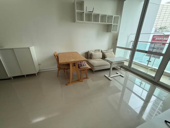 room interior of TC-Green Condominium