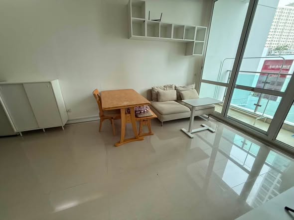 room interior of TC-Green Condominium