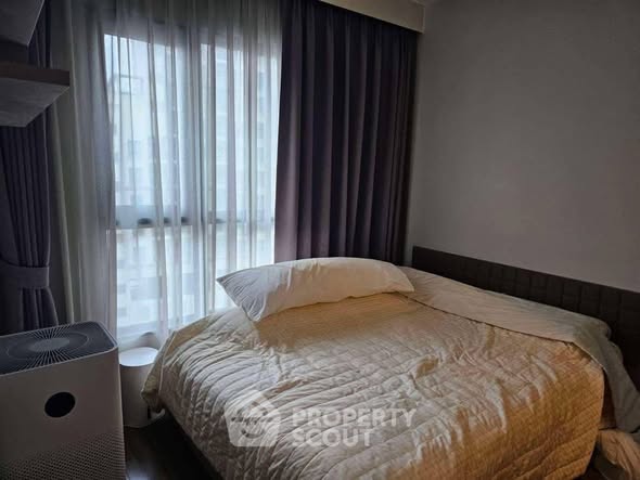 bedroom of Teal Sathon-Taksin