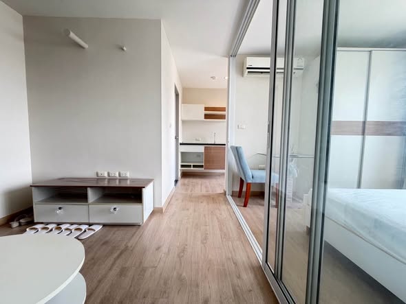 bedroom and room interior of Tempo One Condo
