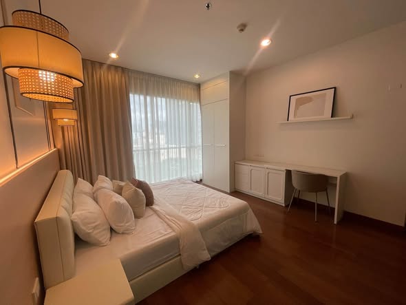 bedroom of The Address Chidlom