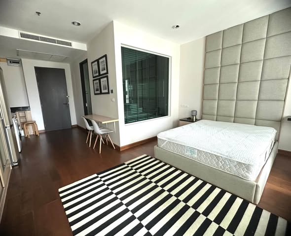 bedroom of The Address Chidlom