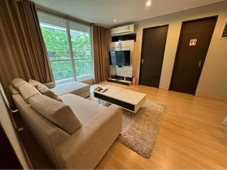 bedroom and living room of The Address Pathum Wan ดิ แอดเดรส ปทุมวัน