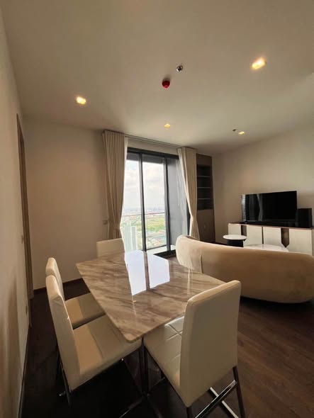 living room and room interior of The Address Siam-Ratchathewi