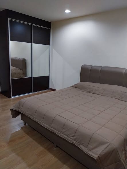 bedroom of The Address Sukhumvit 42