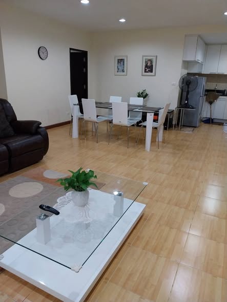 living room and room interior of The Address Sukhumvit 42