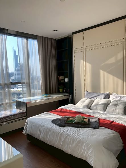 bedroom of The Bangkok Sathorn