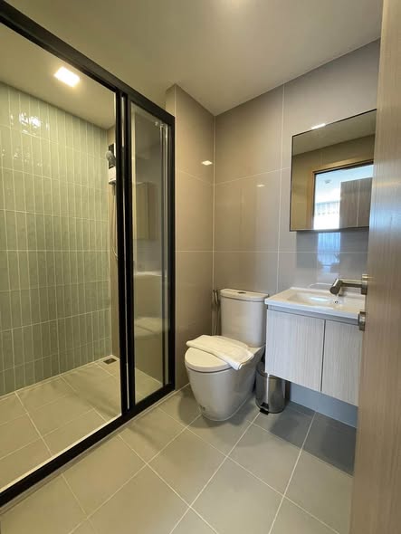 bathroom of The Base Bukit Phuket เดอะ เบส บูกิต ภูเก็ต