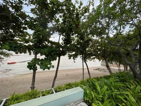 THE BASE Central Pattaya