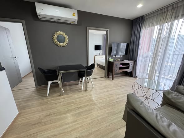 bedroom of THE BASE Garden Rama 9