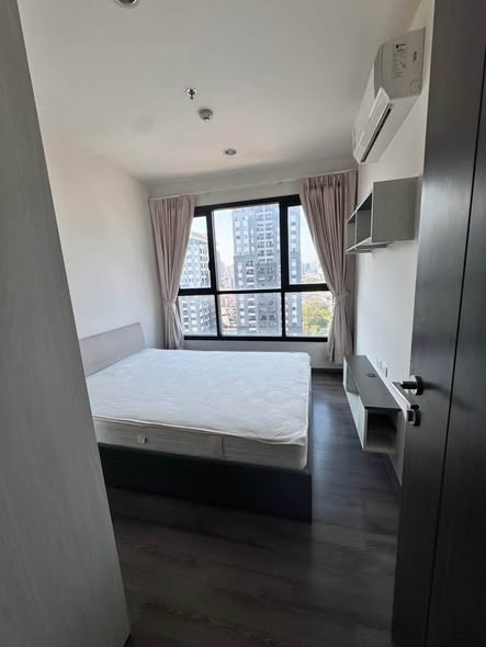 bedroom of The Base Park East