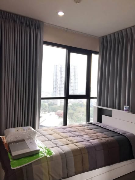 bedroom of The Base Park East