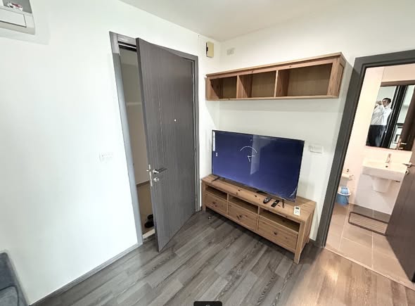 room interior of The Base Park East