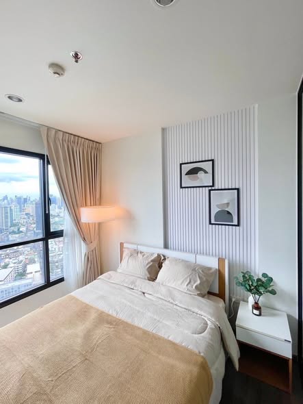 bedroom of THE BASE Park West – Sukhumvit 77