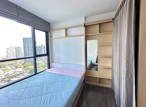 bedroom of THE BASE Park West – Sukhumvit 77