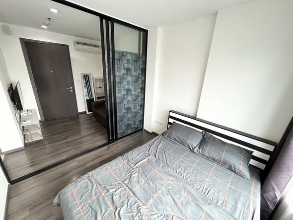 bedroom and room interior of THE BASE Park West – Sukhumvit 77