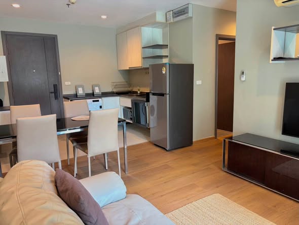 living room of THE BASE Park West – Sukhumvit 77