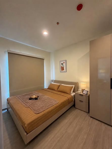 bedroom and room interior of THE BASE Phetchaburi-Thonglor เดอะ เบส เพชรบุรี – ทองหล่อ