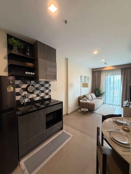 THE BASE Phetchaburi-Thonglor เดอะ เบส เพชรบุรี – ทองหล่อ