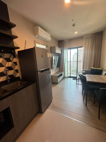 THE BASE Phetchaburi-Thonglor เดอะ เบส เพชรบุรี – ทองหล่อ