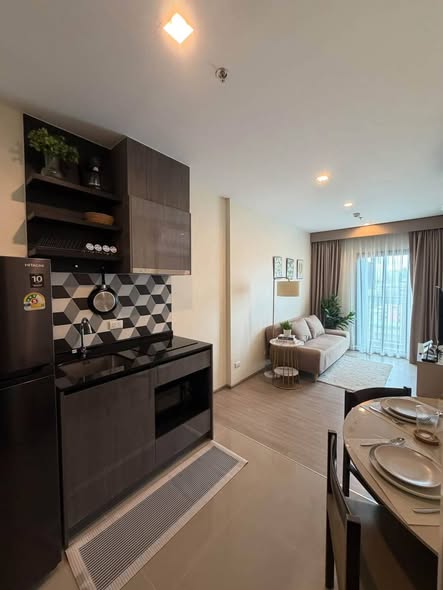 THE BASE Phetchaburi-Thonglor เดอะ เบส เพชรบุรี – ทองหล่อ