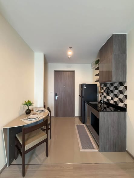 THE BASE Phetchaburi-Thonglor เดอะ เบส เพชรบุรี – ทองหล่อ