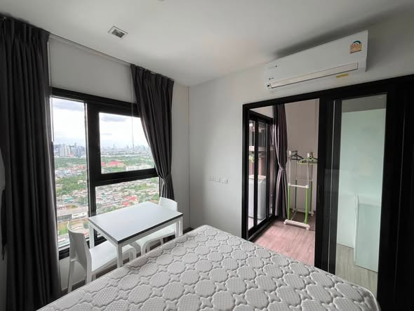 bedroom of THE BASE Phetkasem