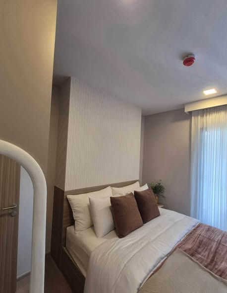 bedroom of The Base Ratchada 19