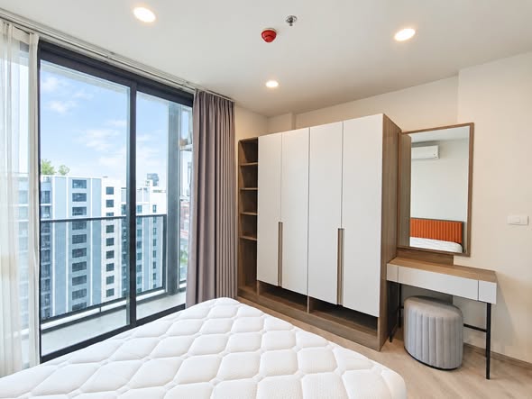 bedroom and room interior of THE BASE Saphanmai