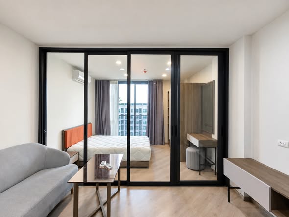bedroom and room interior of THE BASE Saphanmai