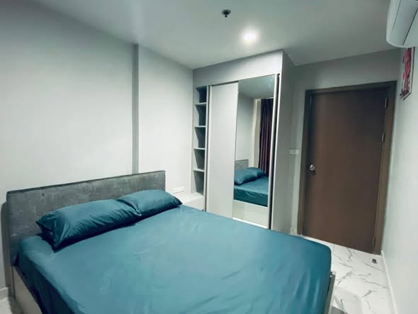 bedroom of THE BASE Sukhumvit 77