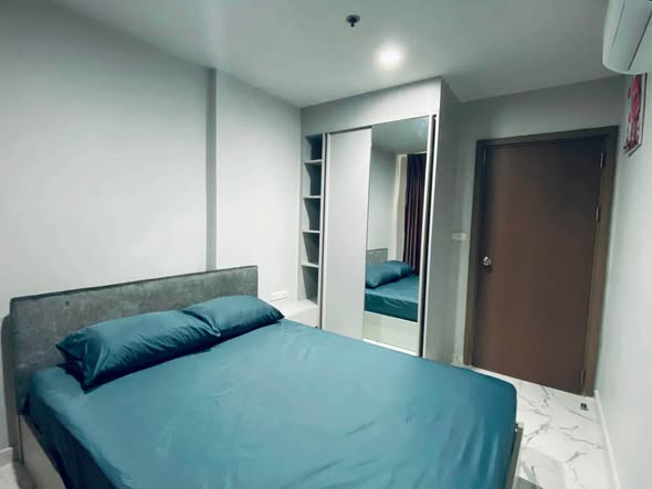 bedroom of THE BASE Sukhumvit 77